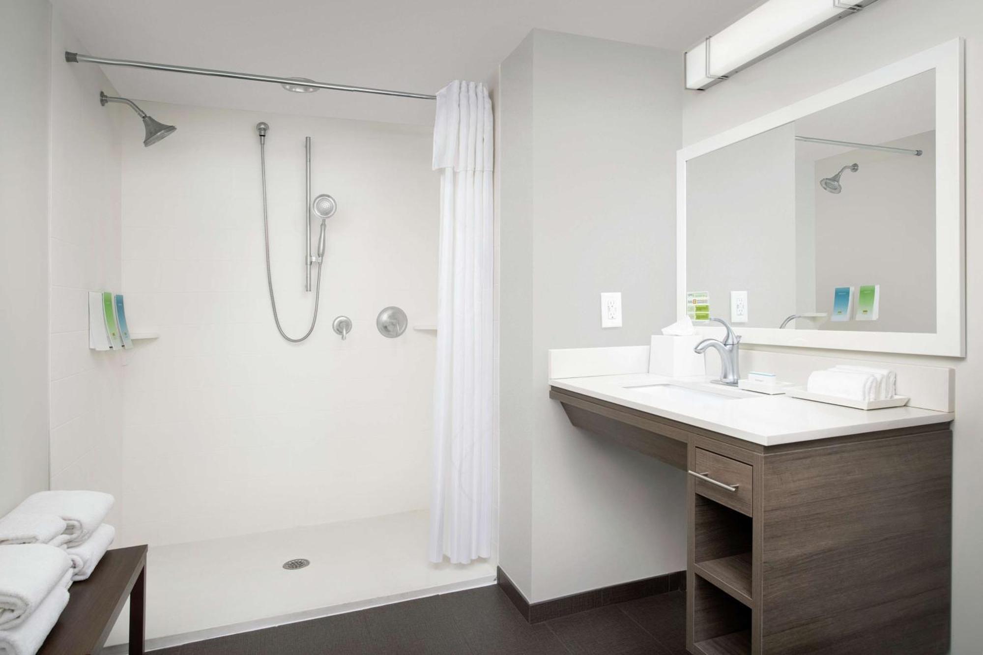 Home2 Suites By Hilton Atlanta Midtown Экстерьер фото